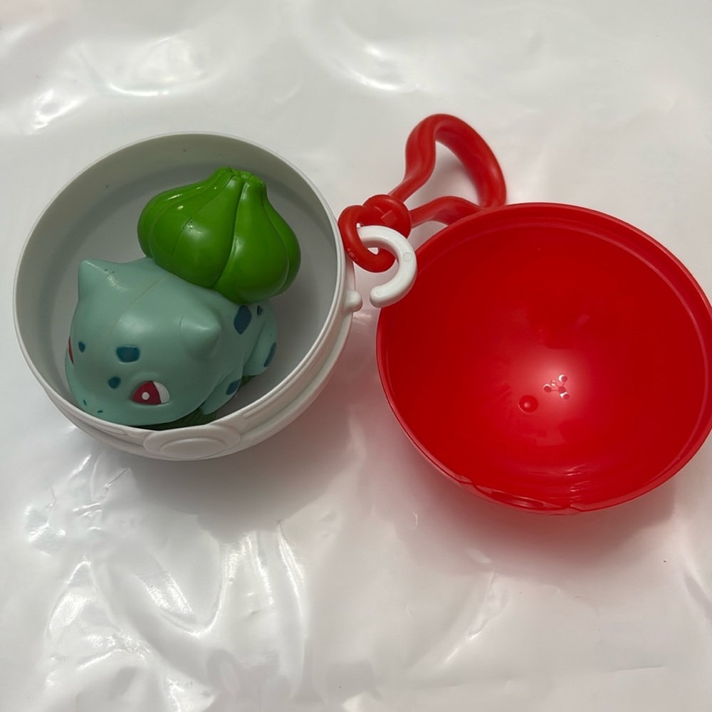 1999 Burger King Pokemon #1 Bulbasaur with Pokeball - Picture 8 of 12